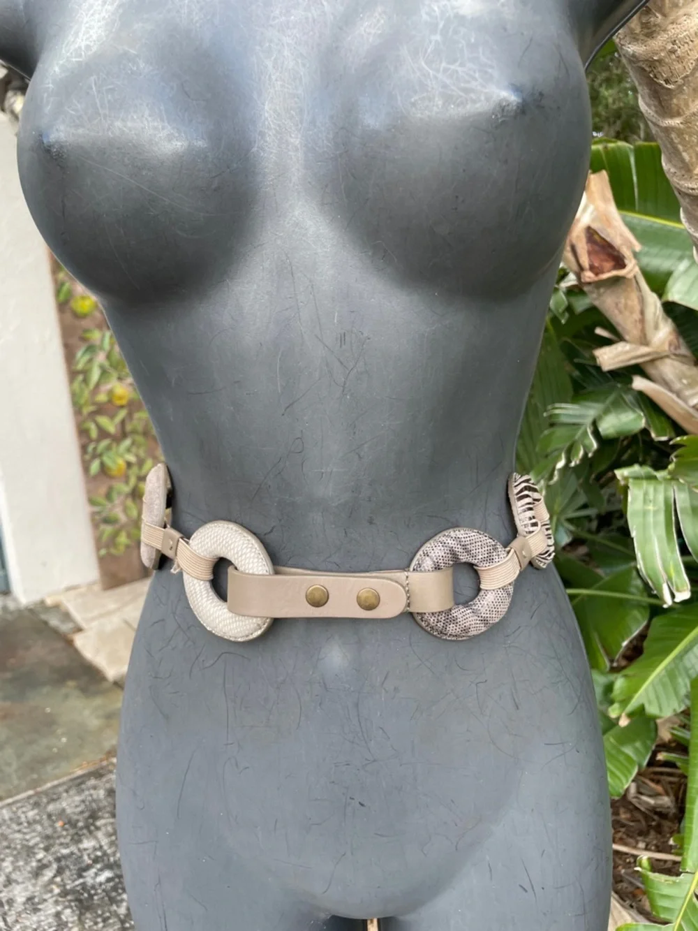 snake print, tiger skin and plain suede stretch belt